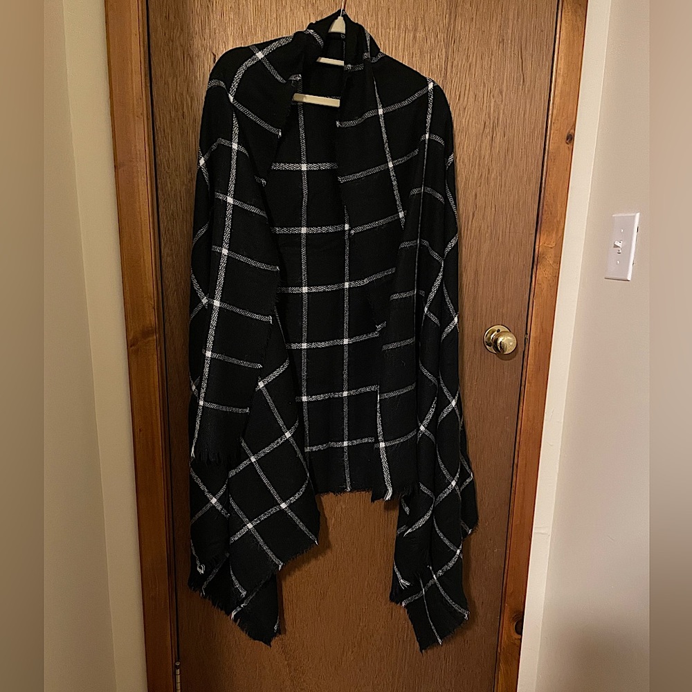 JustFab Woman’s Wrap/Scarf